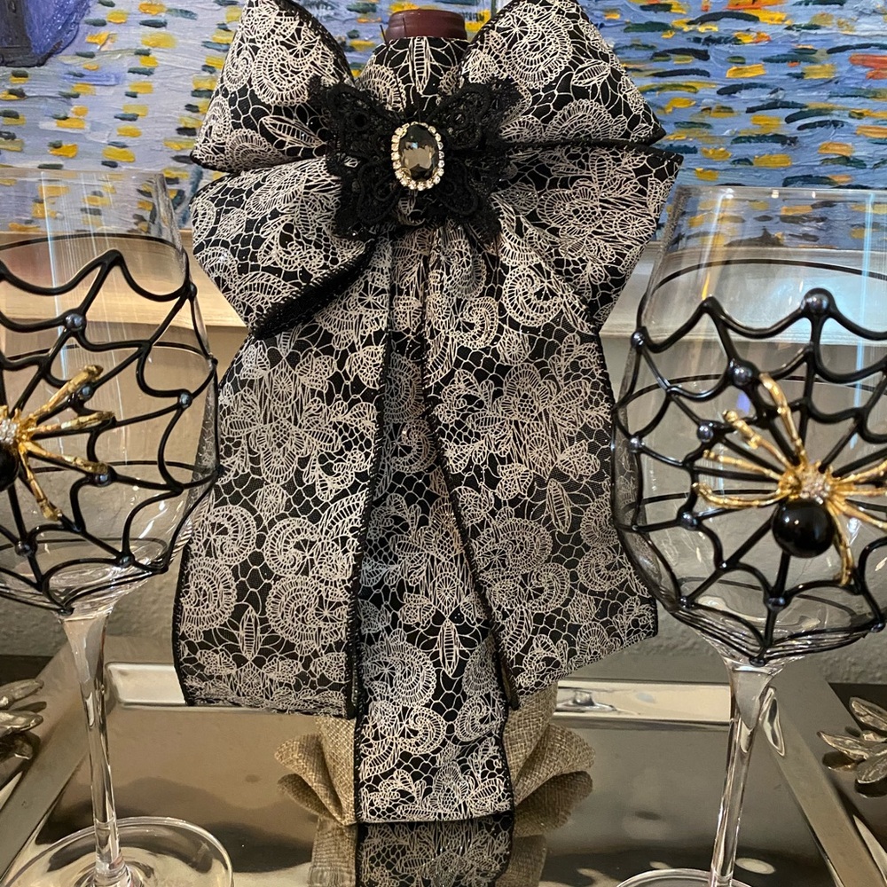 New Reusable Black Lace Wine Gift Bag and Bow Set